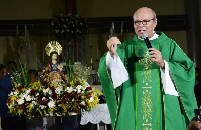 Missa celebra 29 anos de ordenação de padre Flávio