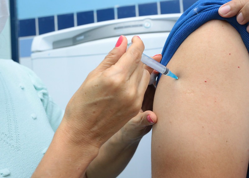 Mossoró realiza Dia D de vacinação contra Covid, influenza e febre amarela