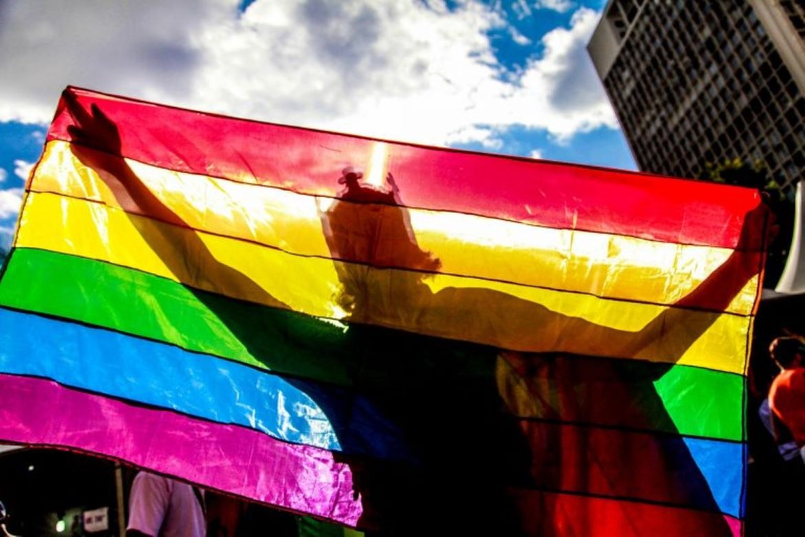 Comissão da Câmara aprova projeto para proibir casamento entre pessoas do mesmo sexo