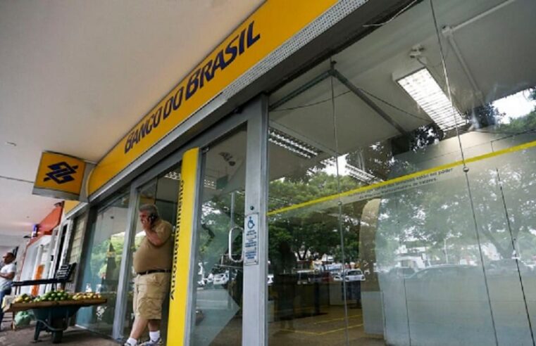 Bancos fecham nesta quarta e reabrem na quinta-feira