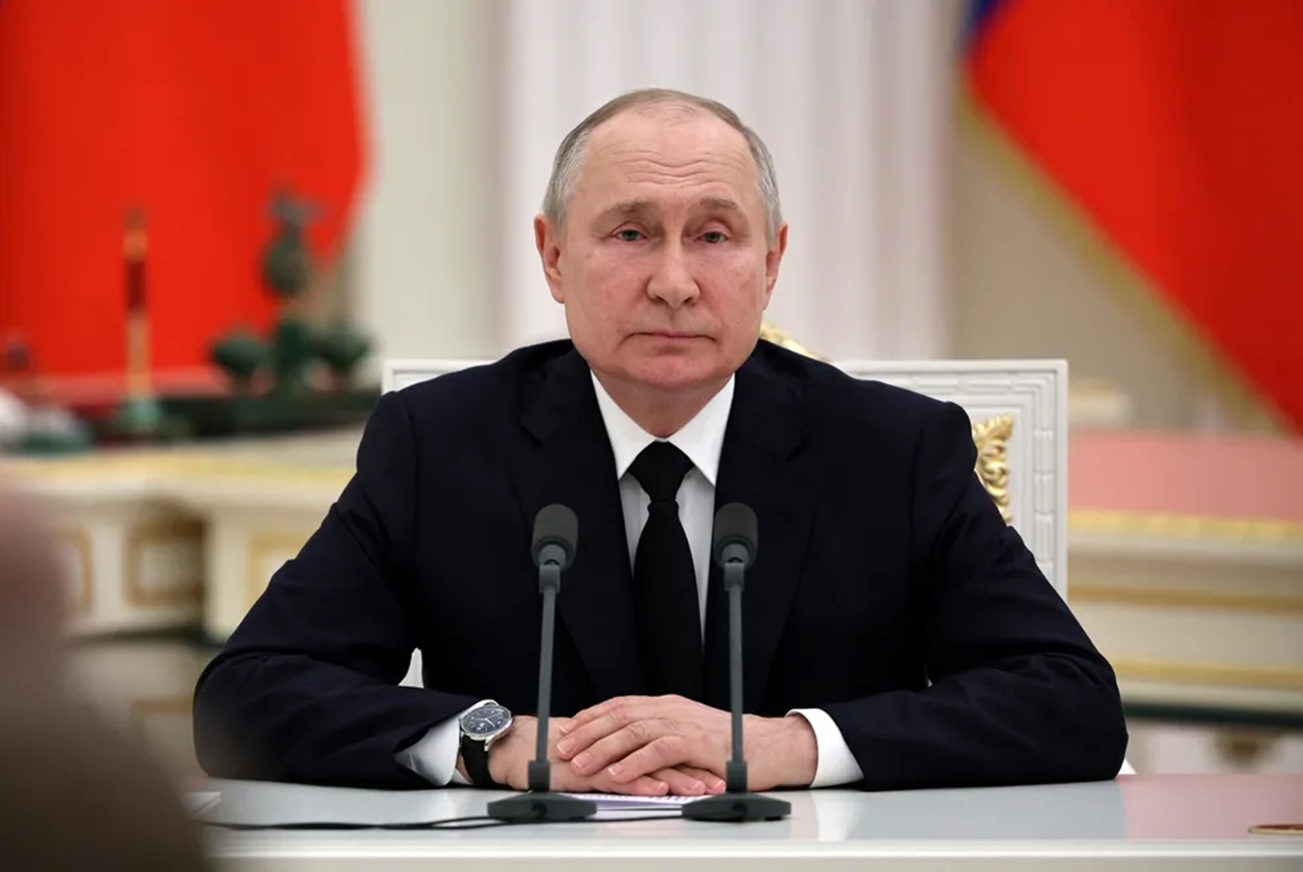 Putin assina saída da Rússia de tratado que proíbe testes com armas nucleares