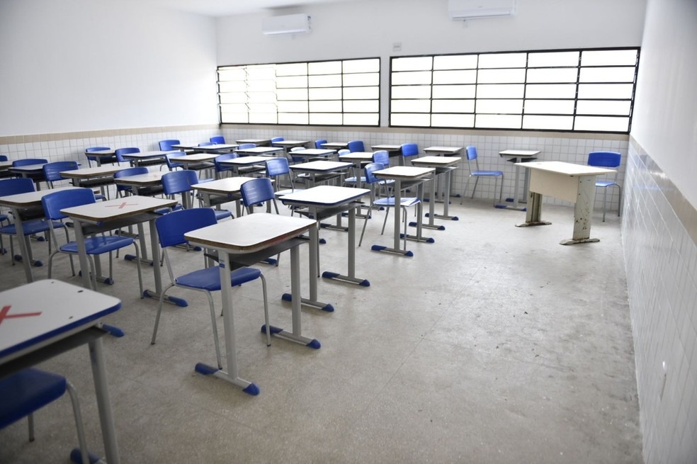 RN abre processo seletivo para professores temporários com salários de até R$ 4 mil