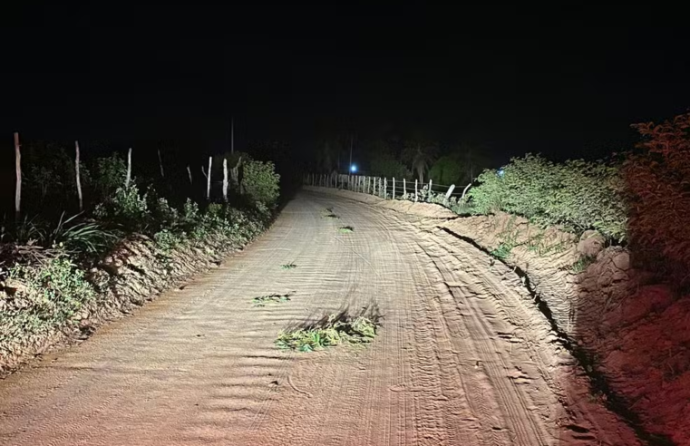 Pai e filho morrem após baterem de frente um com o outro em estrada no RN