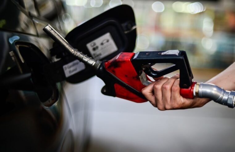 Petrobras reduz preço do diesel para distribuidoras a partir de amanhã