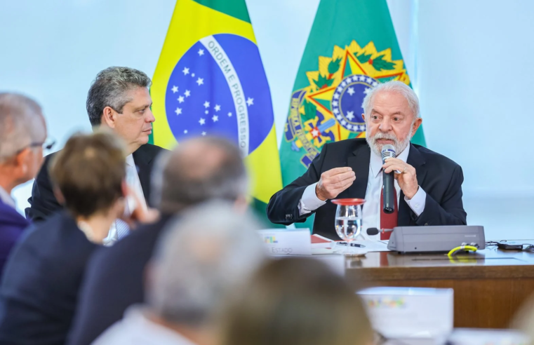 ‘A gente nunca está seguro’, diz Lula sobre composição atual da Abin após operações da PF