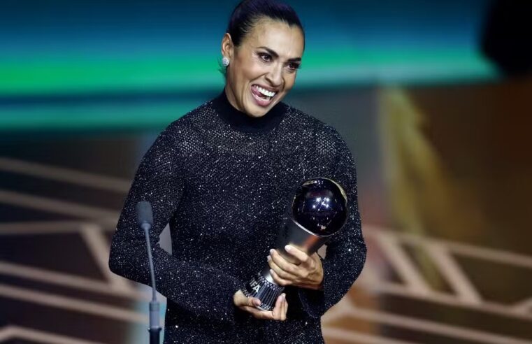 Fifa The Best: Marta ganha homenagem especial e vira nome de prêmio