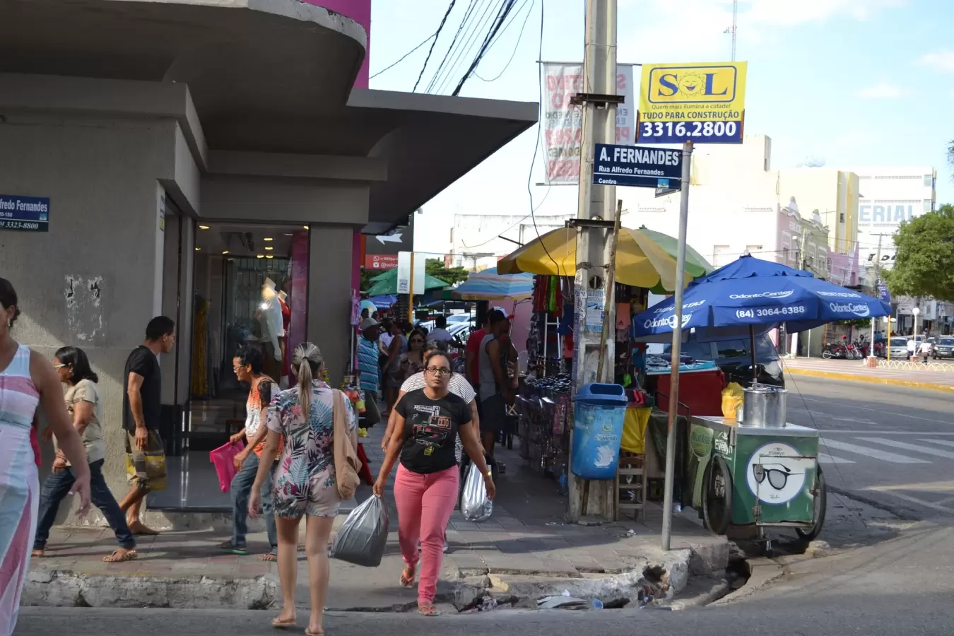 Comércio de Mossoró ficará aberto até às 20h a partir desta segunda