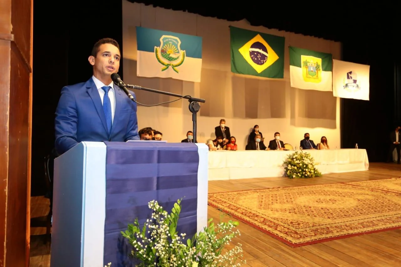 Vereadores tomam posse no dia 1º de janeiro; Allyson assume novo mandato à noite