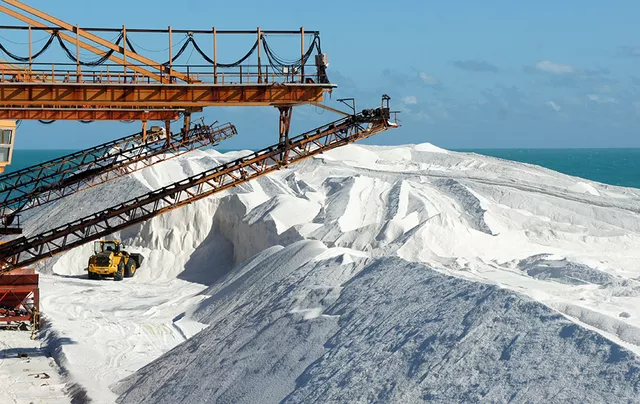 Produção salineira é incluída em programa de estímulo industrial do RN
