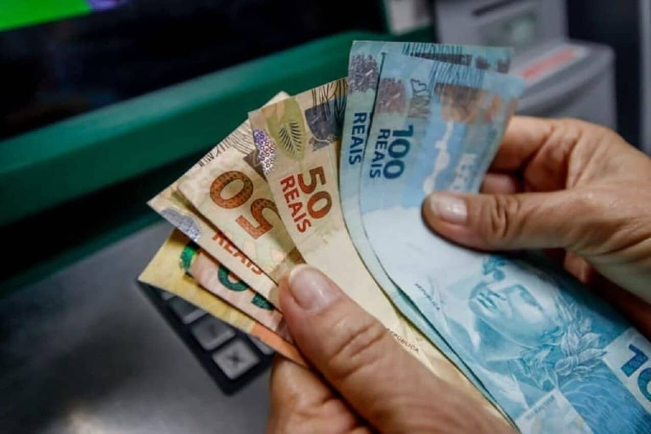 Teto de juros do consignado do INSS subirá para 1,8% ao mês