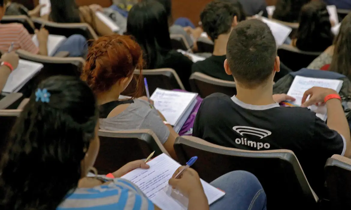 Enem dos Concursos: lista de aprovados é divulgada; veja como acessar