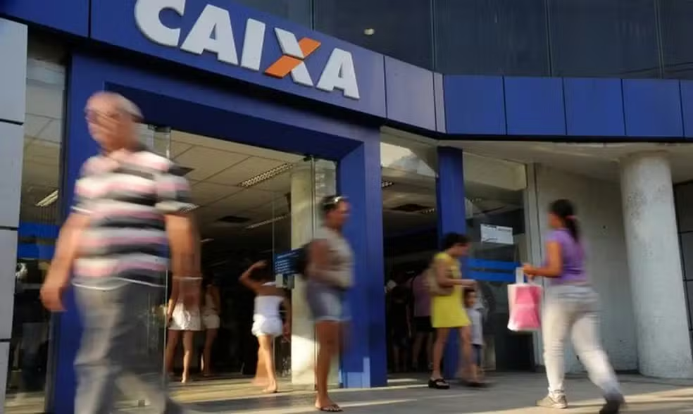 Consulta do abono salarial 2025 começa nesta quarta; veja quem tem direito