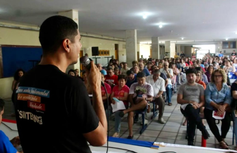 Professores rejeitam nova proposta e mantêm greve nas escolas estaduais