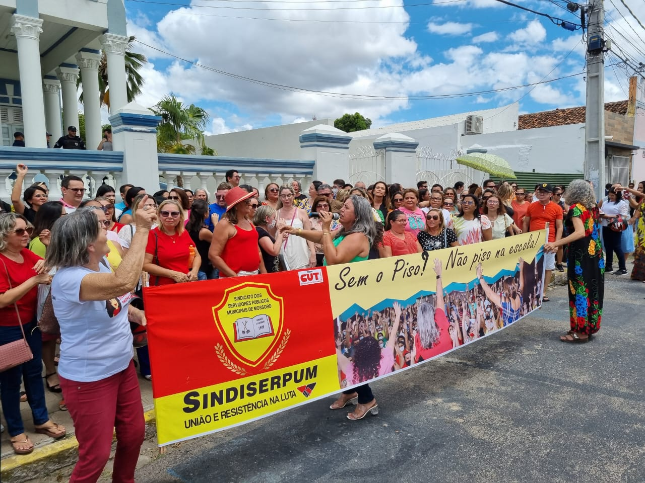 Greve dos professores de Mossoró completa uma semana
