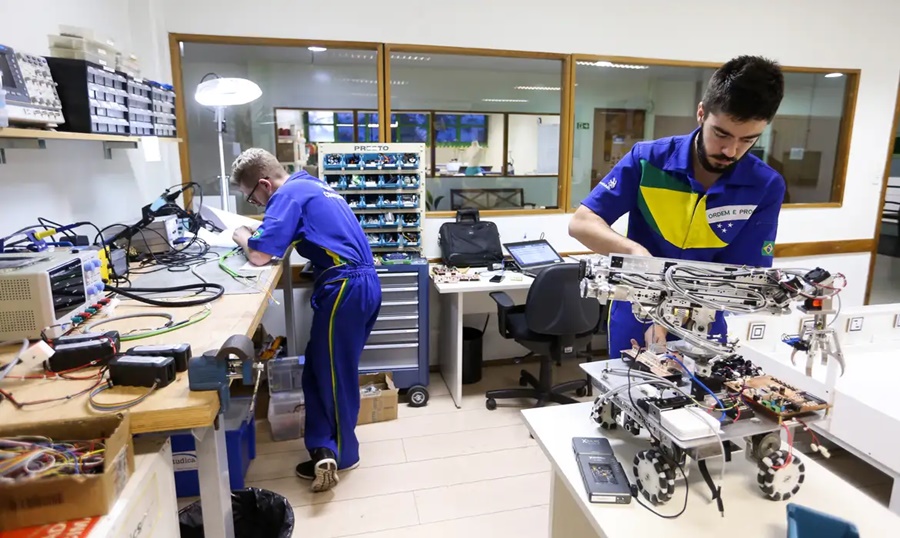 Matrículas no ensino profissionalizante crescem em 2024