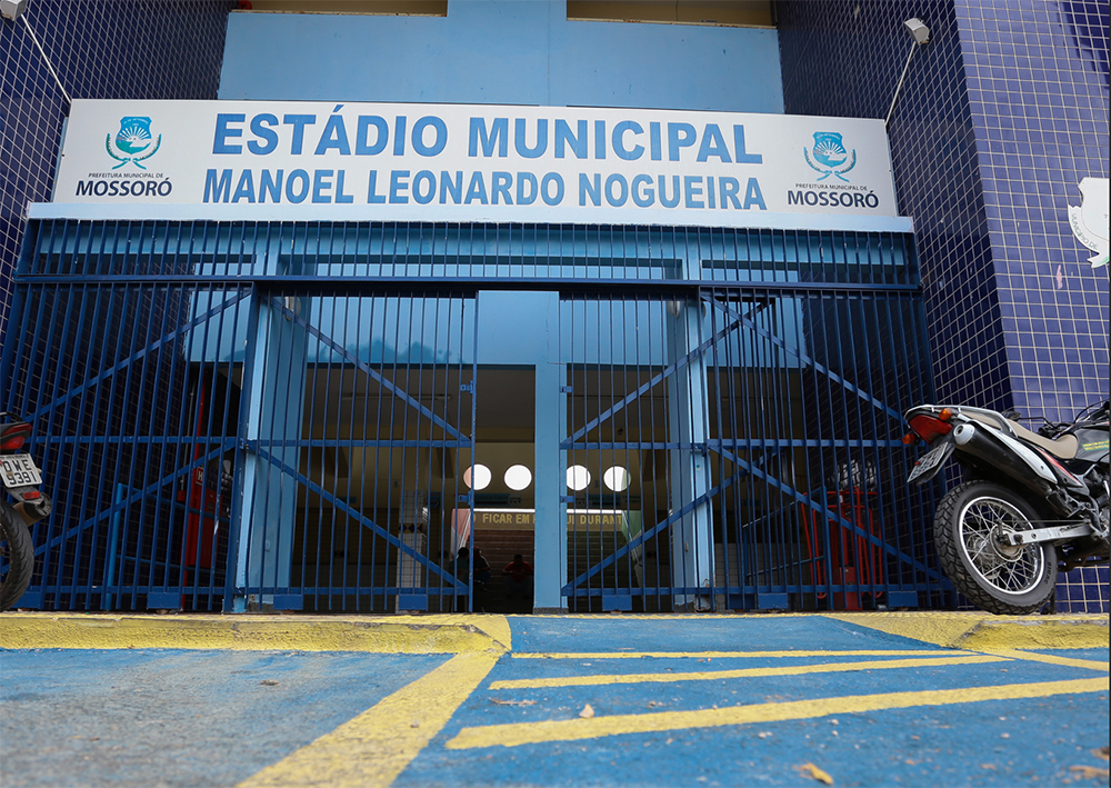 Prefeitura não publica edital para escolha do terreno do novo estádio
