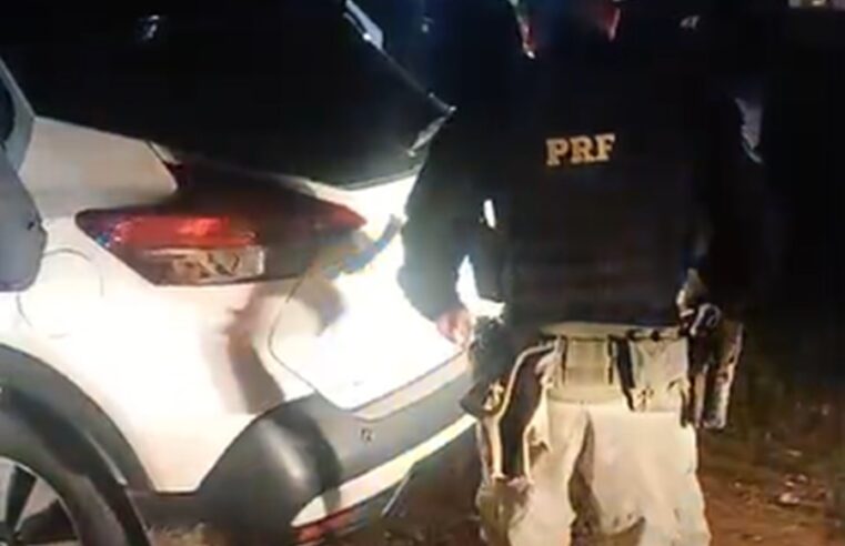 PRF recupera carro roubado com placas clonadas na BR-110, em Mossoró
