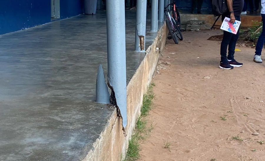 Escola Maria Stella é interditada em Mossoró por risco de desabamento