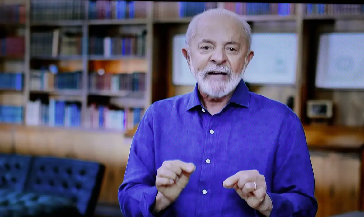 Lula defende debate sobre fim da escala 6×1 em pronunciamento