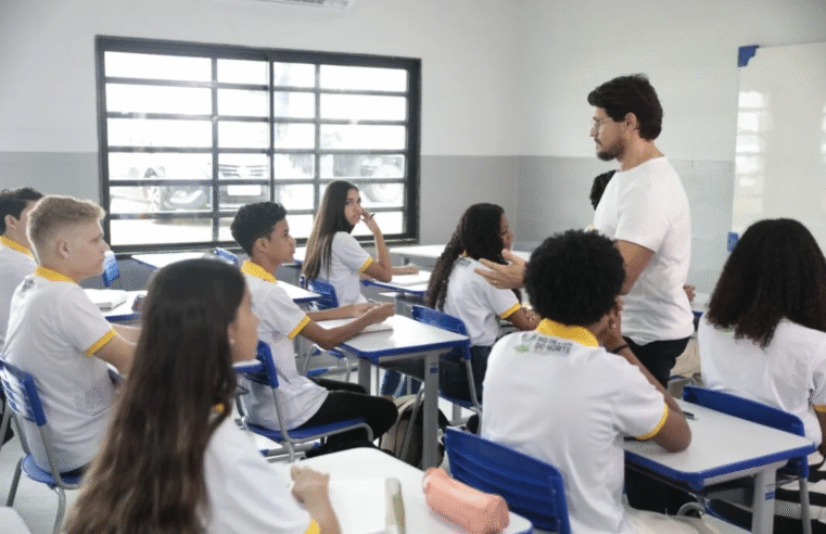 Lei estadual cria programa para orientar estudantes na escolha de profissões