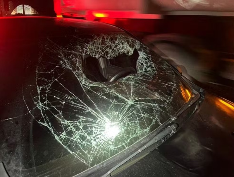 Motoristas que trocaram facadas na BR-304 são autuados