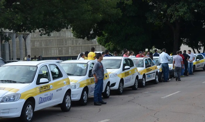 Governo quer acabar com a obrigatoriedade de aulas em autoescolas para tirar a CNH