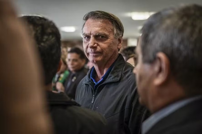 Bolsonaro e outros sete réus podem pegar até 43 anos por tentativa de golpe