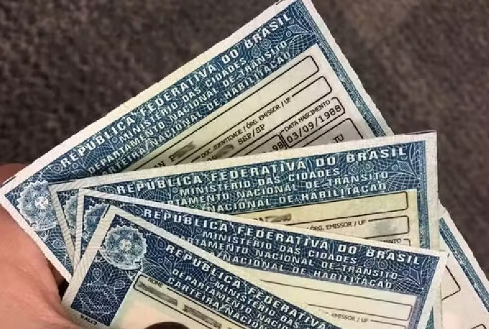 Governo vai oferecer cursos gratuitos para tirar CNH, diz ministro