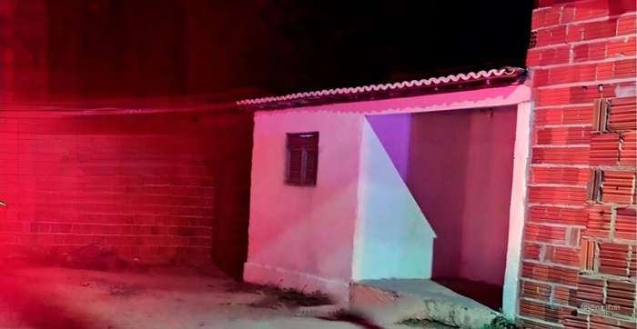 Casal é executado a tiros em residência na zona rural de Mossoró