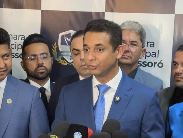 Allyson anuncia que deixará a prefeitura no fim de março