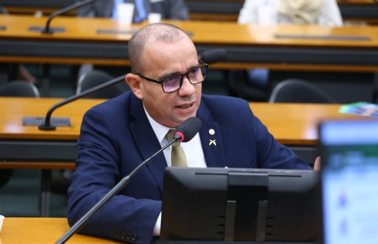 Deputado do RN vota contra MP que cria programa Gás do Povo