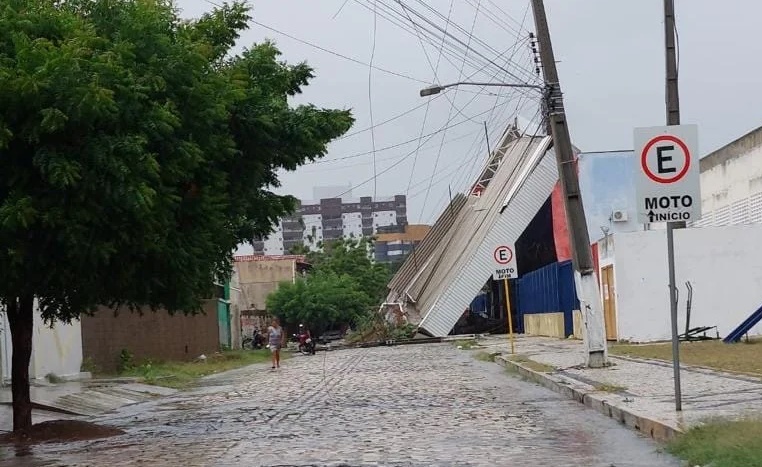 Dois anos após queda de marquise, Nogueirão segue fechado