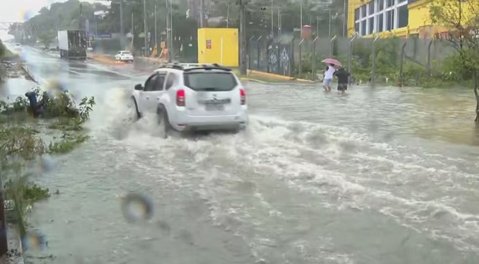 Inmet coloca 36 cidades do RN em alerta vermelho por chuvas intensas