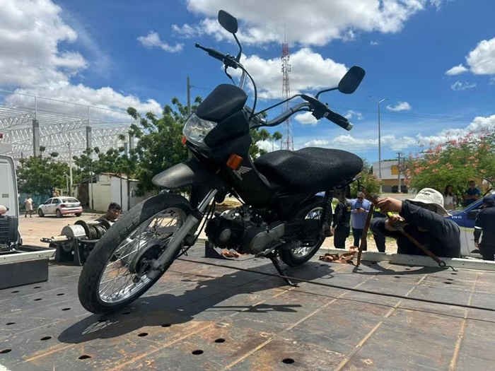 Moto com quase R$ 94 mil em multas é apreendida em Mossoró