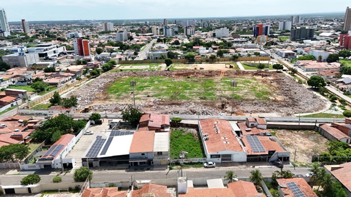 Demolição do estádio Nogueirão é concluída após 11 dias