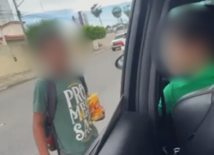 Garoto que vendia paçoca sofre suposta injúria racial em Mossoró