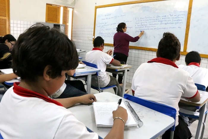 Governo convoca mais 530 professores aprovados em concurso