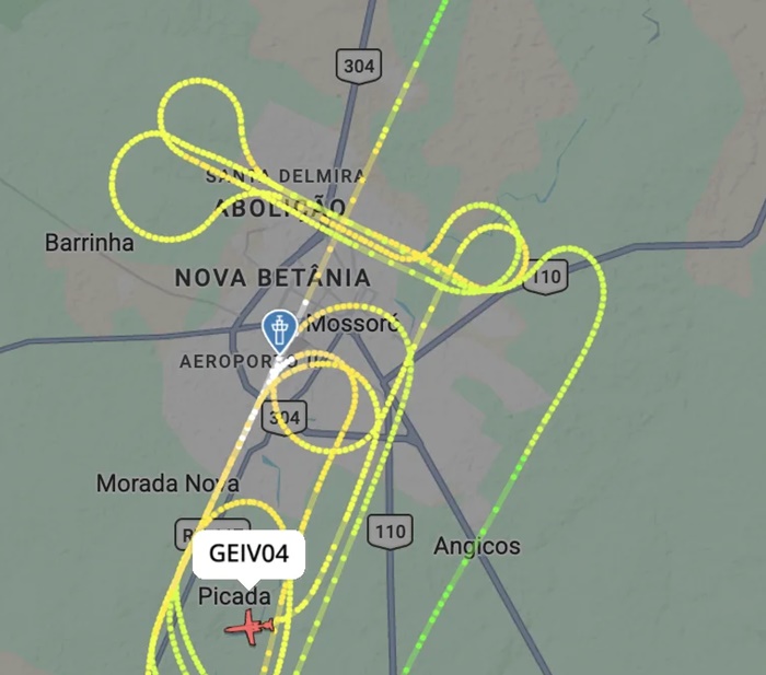 Avião da FAB realiza inspeção no Aeroporto de Mossoró