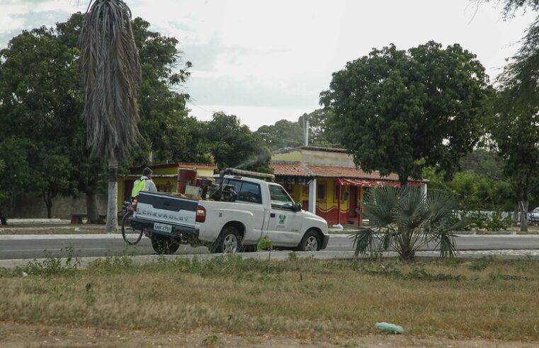 Carro fumacê começa a circular em cinco novos bairros de Mossoró