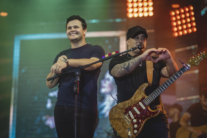 Matheus e Kauan sobem ao palco do MCJ neste sábado (13)