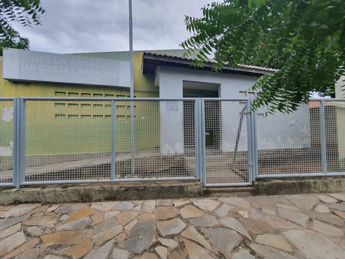 Homem é preso após atear fogo em UBS no bairro Pintos