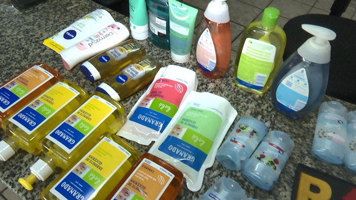 Dupla é presa após tentar furtar R$ 1,2 mil em produtos em Mossoró