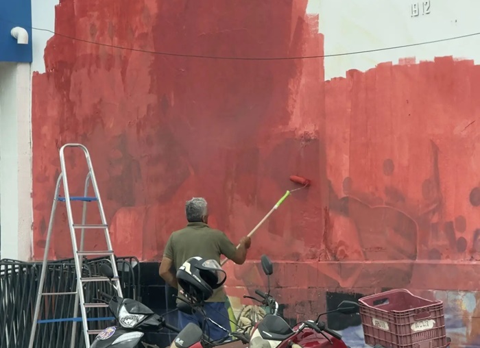 Pintura de Lula é apagada após decisão da Justiça Eleitoral