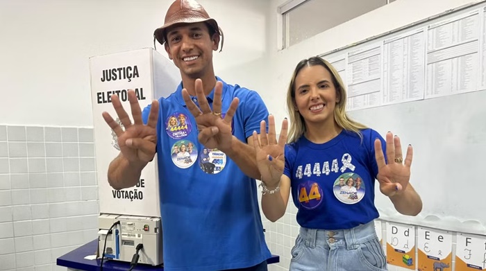 Allyson vota no Colégio Universo, em Mossoró